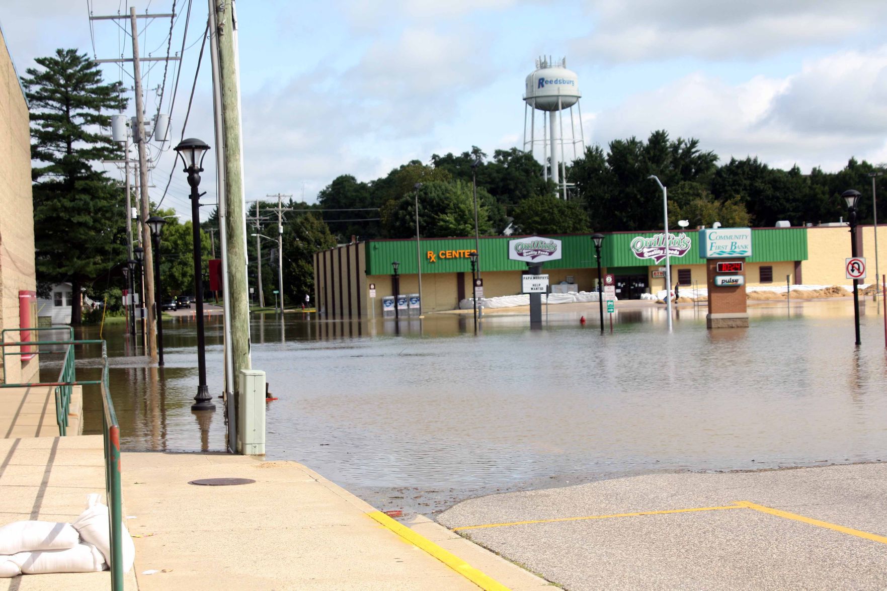 090618-reed-gallery-flood046